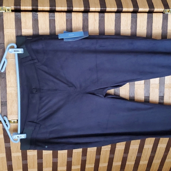 Nwt! Vera wang faux suede pants - Picture 2 of 10